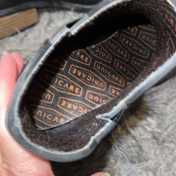 Women’s Unicare black rain ankle boots, size 7 - Picture 6 of 11